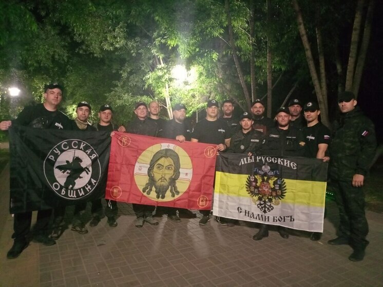 Рейд «Русской общины» в Барнауле выявил множество пьющих алкоголь на улице