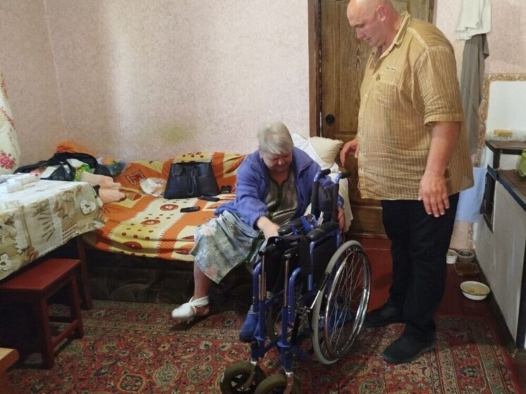 Жительнице Херсонской области помогли получить инвалидную коляску