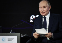 Президент России Владимир Путин рассказал о решении направлять списанные автомобили государственных компаний и ведомств непосредственно в зону специальной военной операции