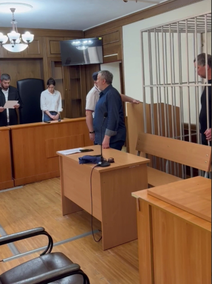 Главу района в Дагестане заключили под стражду по делу о мошенничестве