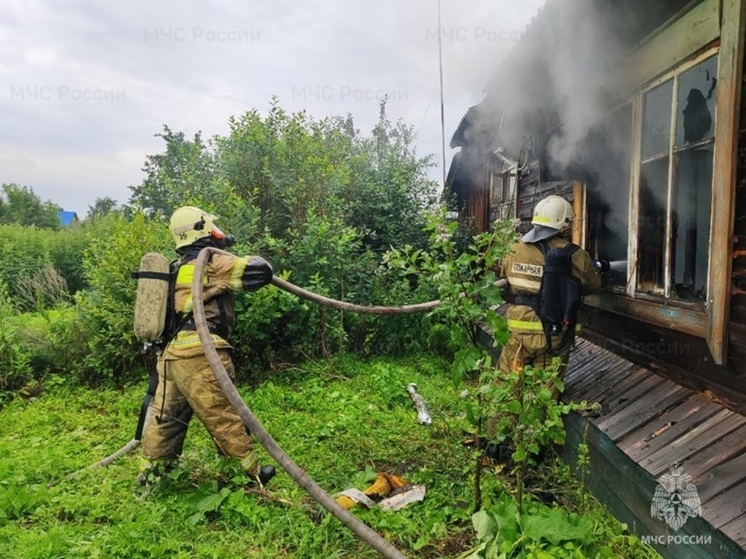На Урале в сгоревшем доме нашли труп