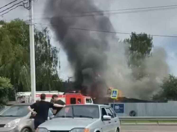 Мощный пожар вспыхнул в подмосковной Коломне