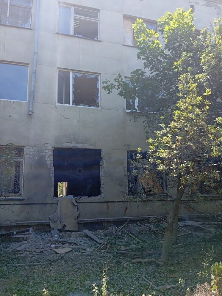 Сальдо: в Новой Каховке боевики ВСУ обстрелами практически уничтожили поликлинику