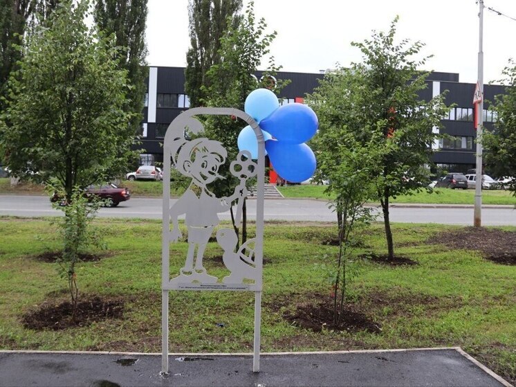 В Уфе в аллее сказок появились новые арт-объекты