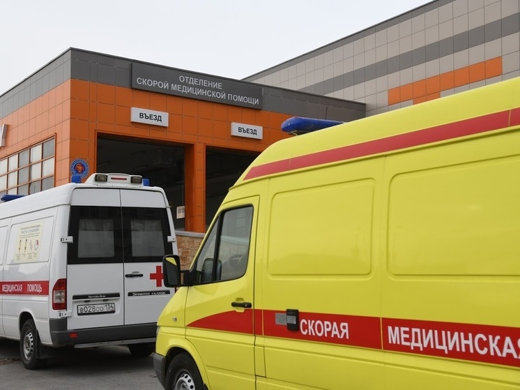 В Волгограде в результате столкновения двух автомашин пострадал водитель