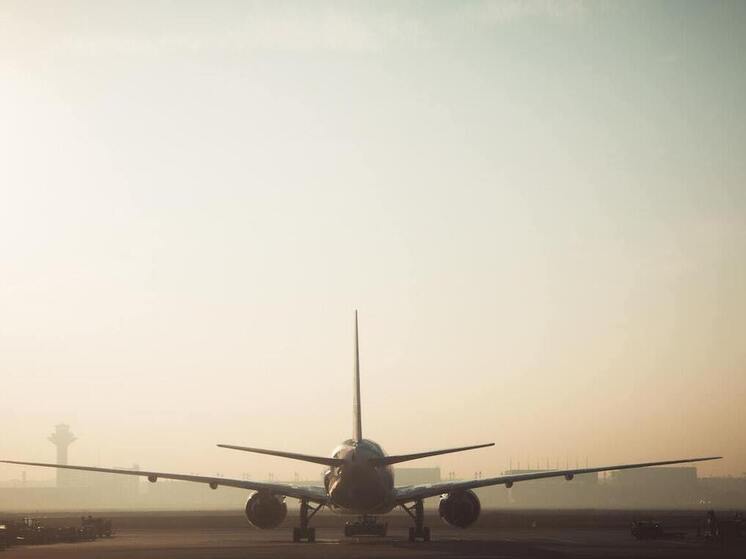 Kommersant: Danos às transportadoras aéreas são estimados em 20 bilhões de rublos por dia