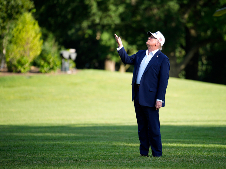 Сплошное недоумение: пообещавший ударить тарифами по БРИКС Трамп усилил неразбериху