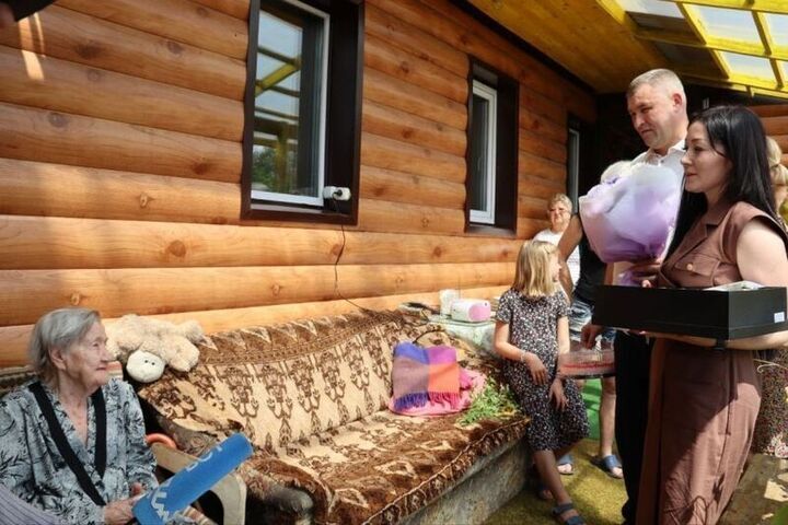 Жительница Уфы отпраздновала 100-летний юбилей
