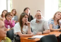 Институт филологии Крымского федерального университета им. В. И. Вернадского проходит этап трансформации. Начат процесс создания факультета русского языка и литературы. Насколько важен возрожденный филфак в современном мире, рассказывает доктор филологических наук, заведующий кафедрой русской и зарубежной литературы Сергей Курьянов.