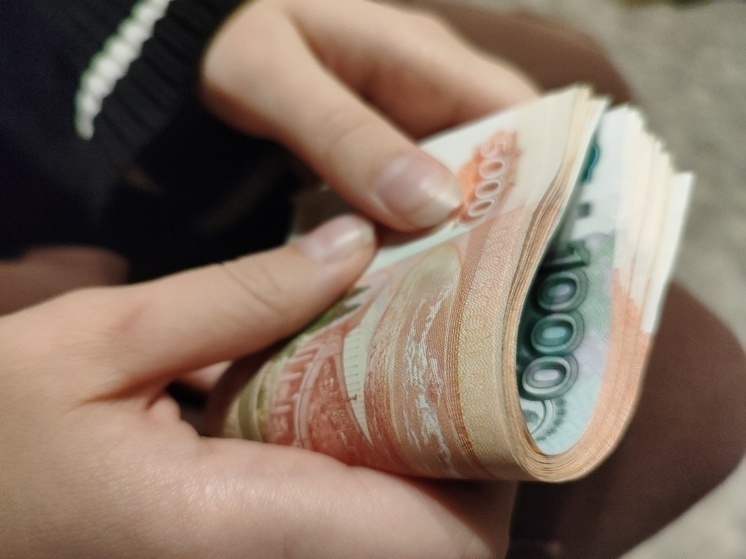 Томская область вошла в пятерку лидеров Сибири по уровню зарплат