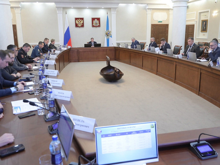 Ремонт проезжей части площади Профсоюзов в Архангельске завершат осенью этого года
