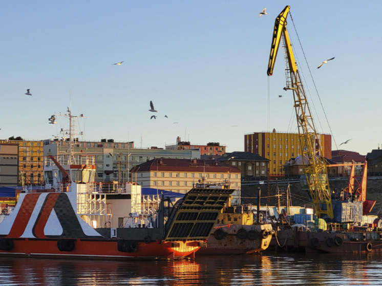 Перевозки на пароме "Анадырь" через лиман начнутся после реконструкции причала