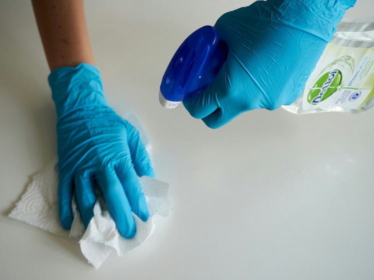 Почему в доме быстро скапливается пыль: 8 ошибок, которые сводят вашу уборку на нет