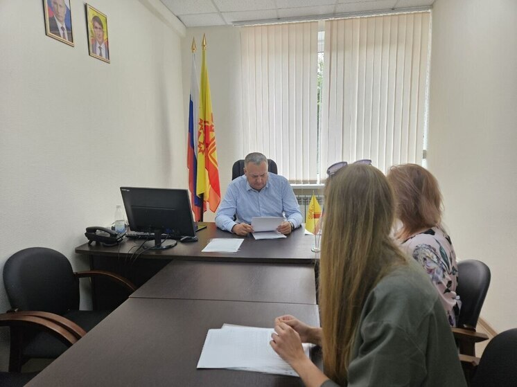 Омбудсмен Чувашии провёл внеочередной приём для семей участников СВО