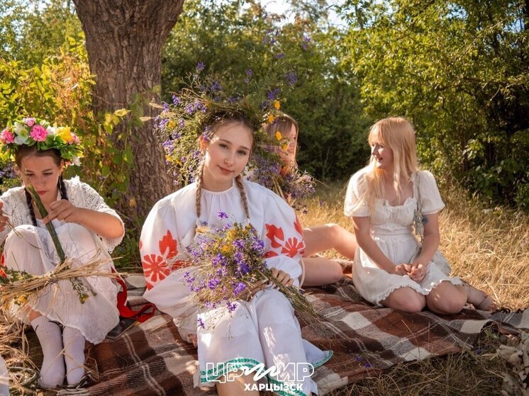 В Харцызском округе прошёл праздник "На Купала солнце играло"