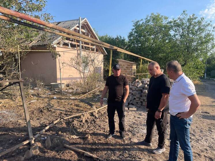 ВСУ обстреляли жилые дома в запорожском Токмаке