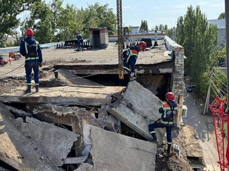 Спасатели показали, как выглядят изнутри разрушенные взрывом квартиры в Ершове