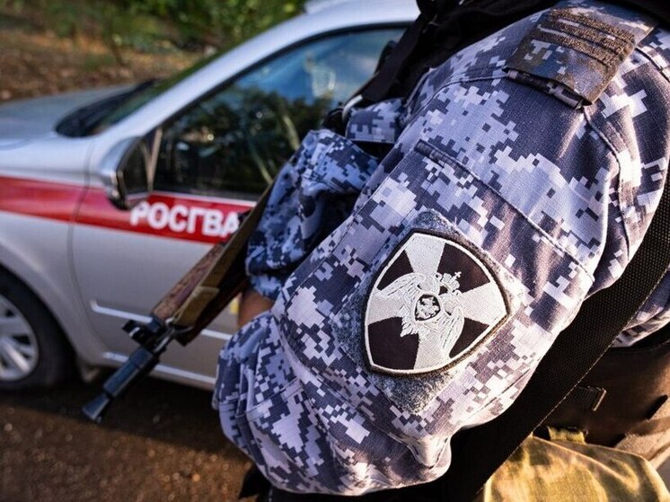 На окраине Мариуполя спасли 20 пассажиров из горящего автобуса