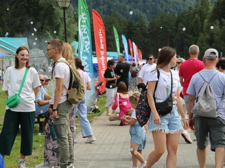 16 августа на территории туристического комплекса «Бирюзовая Катунь» в Алтайском районе во второй раз пройдет музыкальный фестиваль «Шум Катуни»