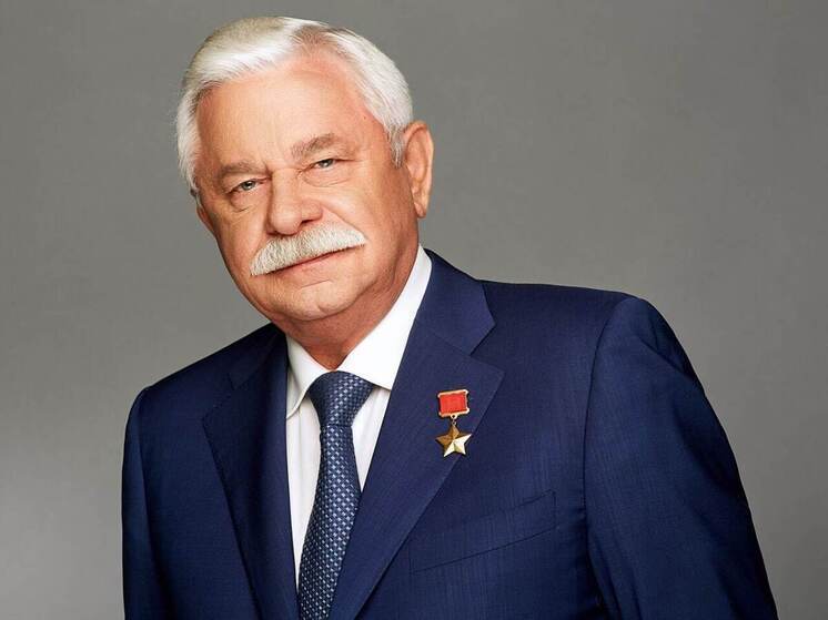 Руцкой назвал мужественным поступок Старовойта