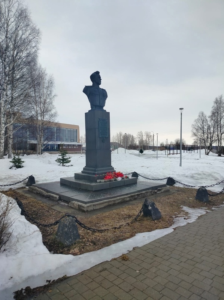  В Онеге скоро подрядчик приступит к ремонту памятника А.О. Шабалину