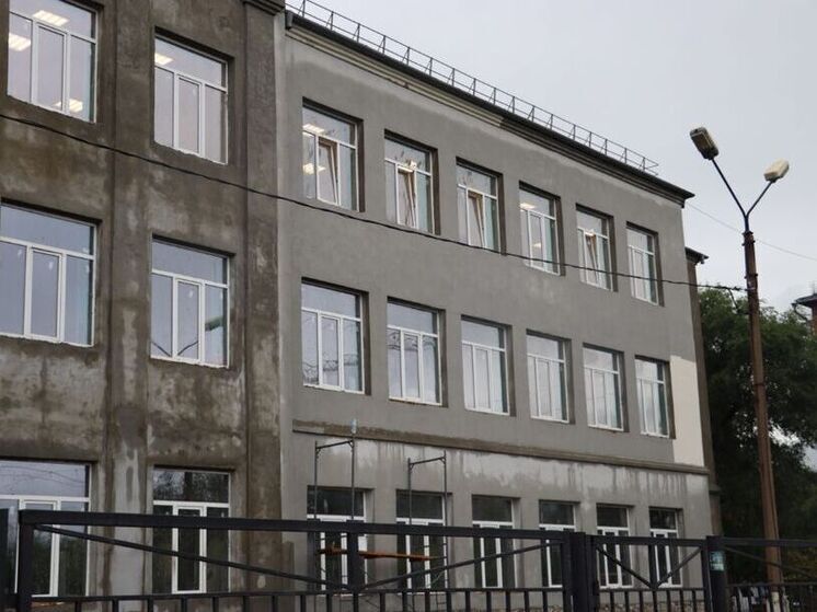 Стройконтроль не принимает фасадные работы, сделанные в 10-й абаканской школе