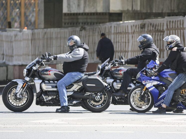 Байкер, сбивший насмерть женщину на юго-западе Москвы, скончался в больнице