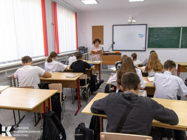В этом году девять крымских школьников поймали на экзаменах со шпаргалками