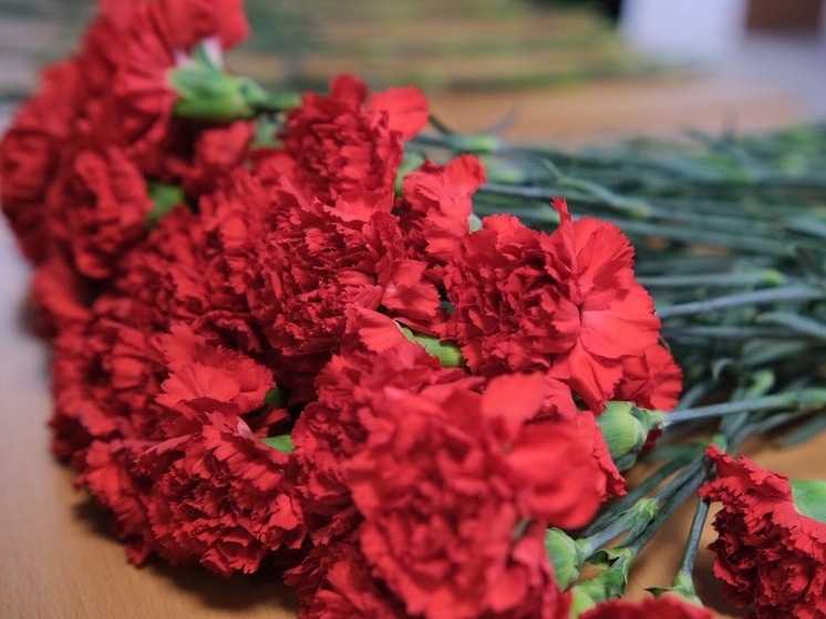 В Волгоградской области 9 июля простятся с погибшим героем СВО Денисом Тарасовым