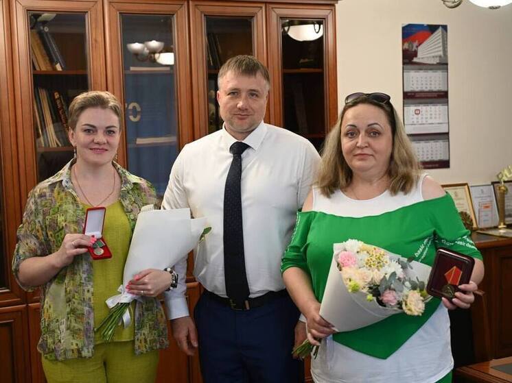 Глава городского округа вручил медали родным участников СВО