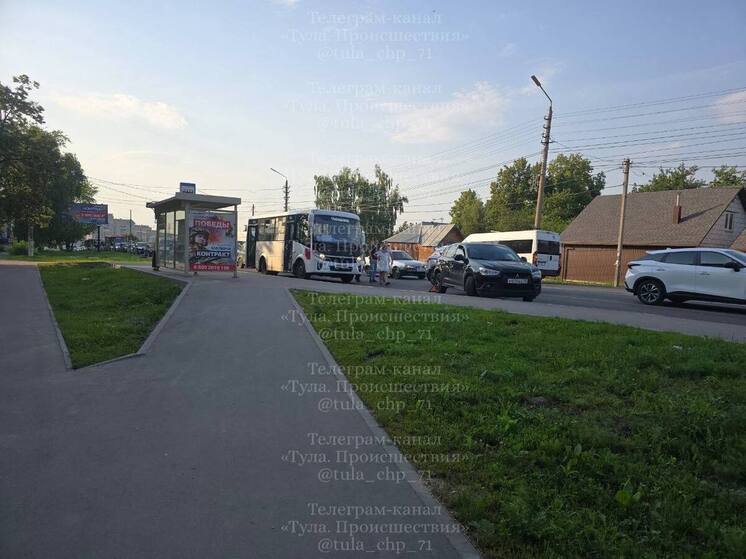 В Туле произошла крупная авария на улице Кутузова