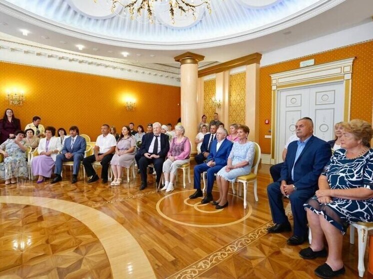 В Тюмени чествовали крепкие семейные пары
