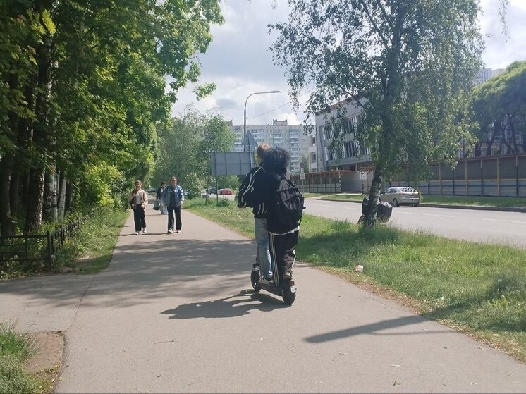 В Калининграде начнут проводить рейды по контролю за самокатчиками