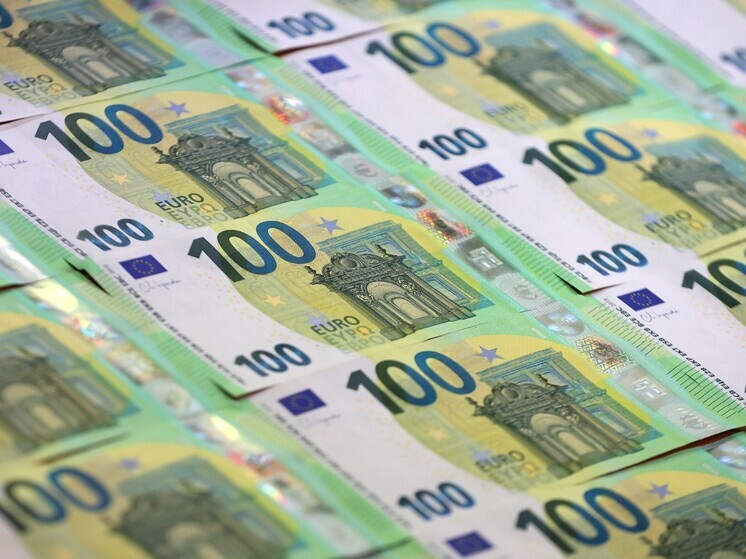 Bloomberg: в проект семилетнего бюджета ЕС включили 100 млрд евро для Украины