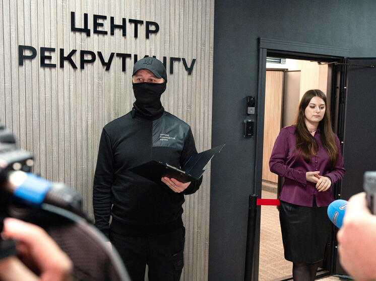 Главком ВСУ Сырский признал, что на Украине много проблем с мобилизацией