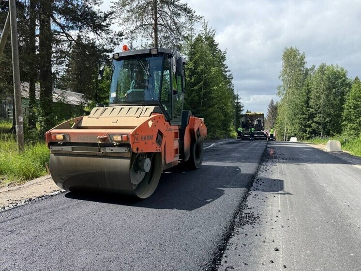На трассе «Суоярви–Койриноя» в Карелии начались работы по укладке асфальта