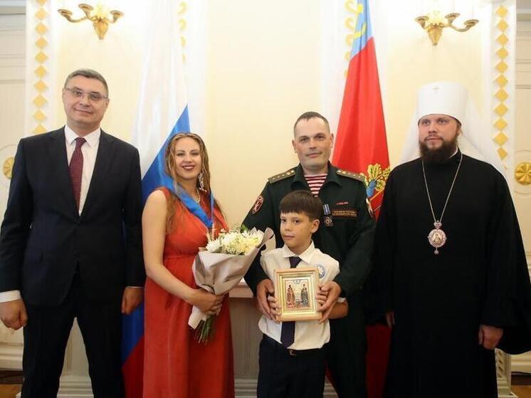 В Доме дружбе Владимира чествовали образцовые семьи