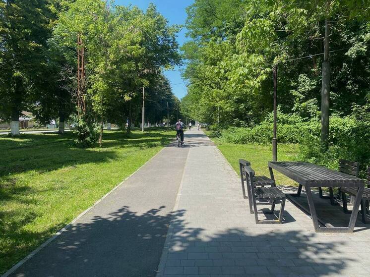 Во Владикавказе благоустраивают территорию в районе самой южной трамвайной остановки в России