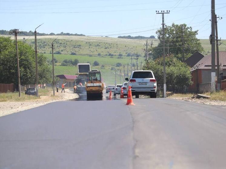 Глава Ингушетии проверил ход ремонта дорог в Назрановском районе