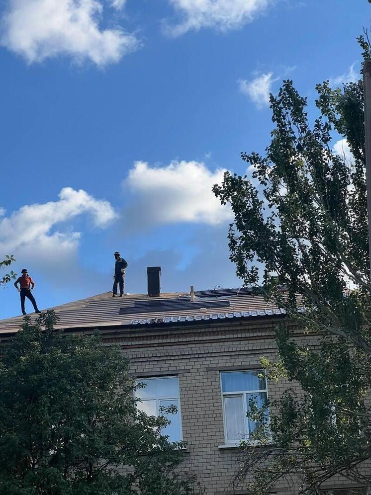 В школе №5 Харцызска продолжаются восстановительные работы