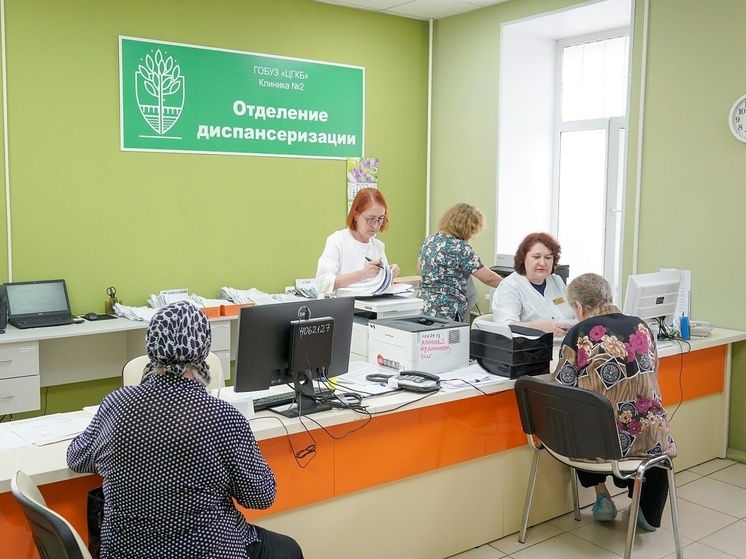 Новгородские пенсионеры начали проверять свое здоровье по программе «Активное долголетие»