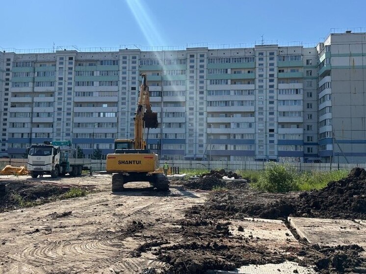 В Ленинском округе Омска стартовало строительство газовой котельной, которая обеспечит теплом развивающийся жилой квартал «Снегири» в Новой Московке