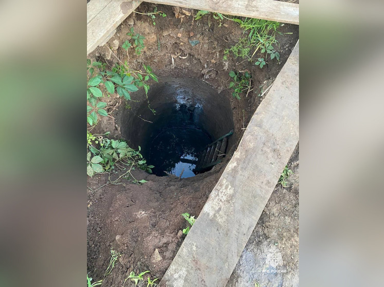 Один человек погиб и трое пострадали при отравлении неизвестным газом в Уфе