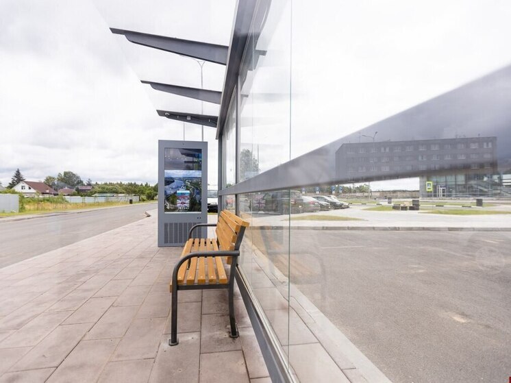 «Ростелеком» завершил установку современного остановочного комплекса возле псковского аэропорта