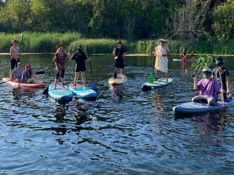 Старобельский комплекс «Колос» впервые принял гонки на сапбордах