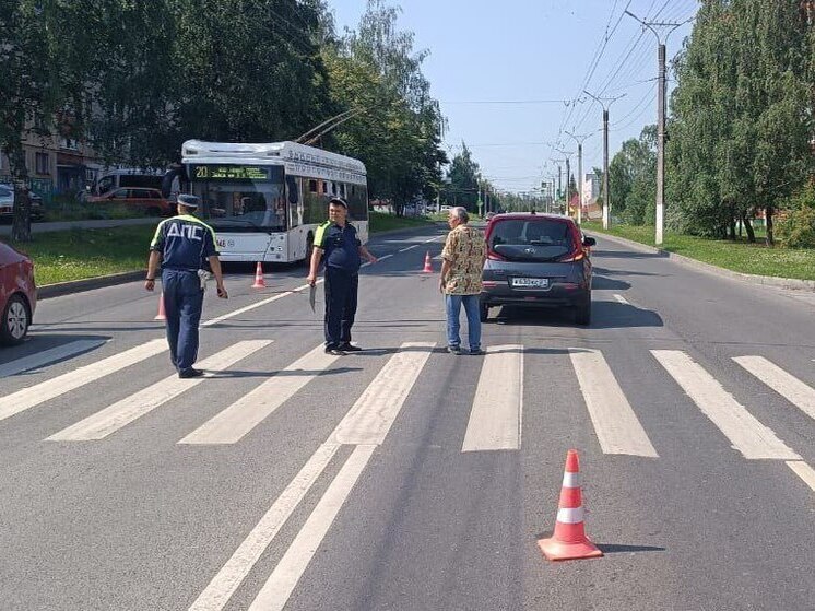 Пожилого мужчину сбили на «зебре» в Чебоксарах