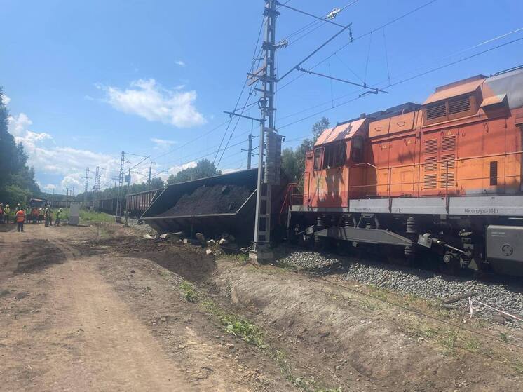 В Новосибирской области расследуется крушение железнодорожного состава