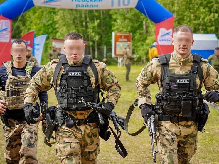 Росгвардейцы соревновались в «Гонке специального назначения» в Ленобласти