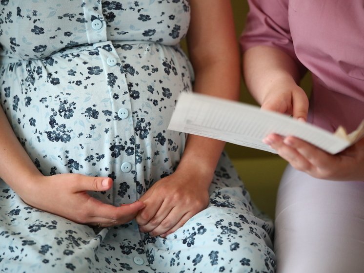 Волгоградским студенткам в 4 раза увеличили пособие по беременности