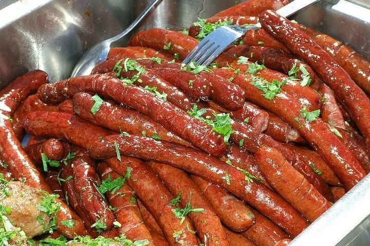 В Госдуме предложили наказывать производителей за «мясной клей» в продуктах